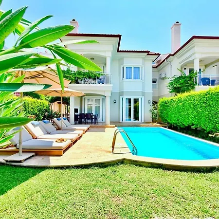 Villa Fethiye-çalış'ta 5 Yatak Odalı 10 Kişilik Coral 4