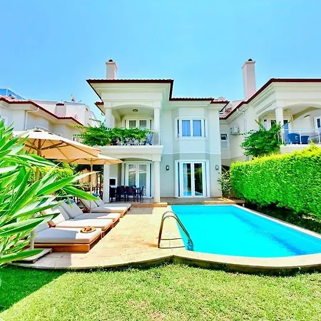 Villa Fethiye-çalış'ta 5 Yatak Odalı 10 Kişilik Coral 4 Fethiye