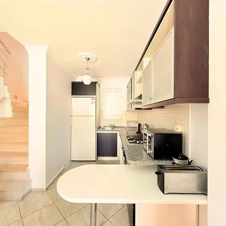 Fethiye-calis'ta 5 Yatak Odali 10 Kisilik Coral 4 Villa *