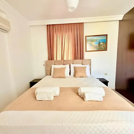 Fethiye-çalış'ta 5 Yatak Odalı 10 Kişilik Coral 4