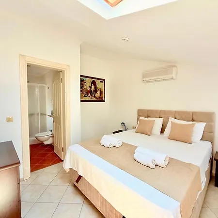 Fethiye-calis'ta 5 Yatak Odali 10 Kisilik Coral 4 Fethiye