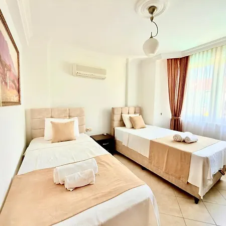 Fethiye-calis'ta 5 Yatak Odali 10 Kisilik Coral 4 Villa Fethiye