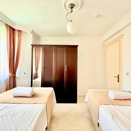 Fethiye-calis'ta 5 Yatak Odali 10 Kisilik Coral 4 Villa *