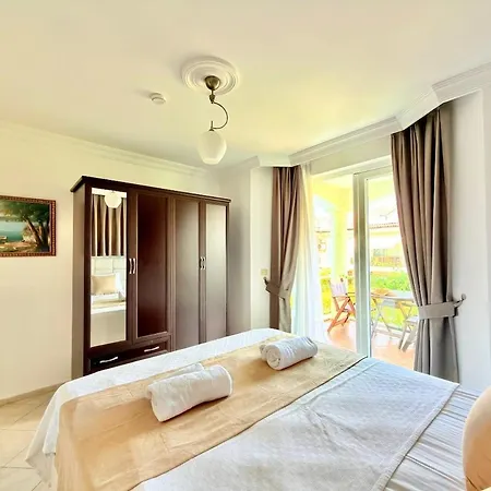 Villa Fethiye-calis'ta 5 Yatak Odali 10 Kisilik Coral 4 *