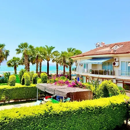 Fethiye-calis'ta 5 Yatak Odali 10 Kisilik Coral 4 Villa *